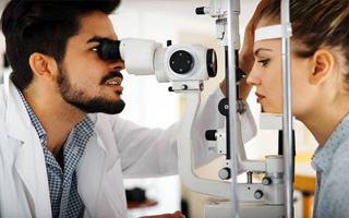  日照市视力矫正多少钱一次,手术矫正视力要多少钱？
